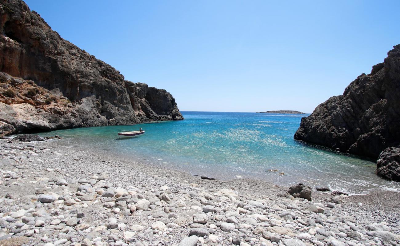 Agia Irini beach'in fotoğrafı hafif çakıl yüzey ile