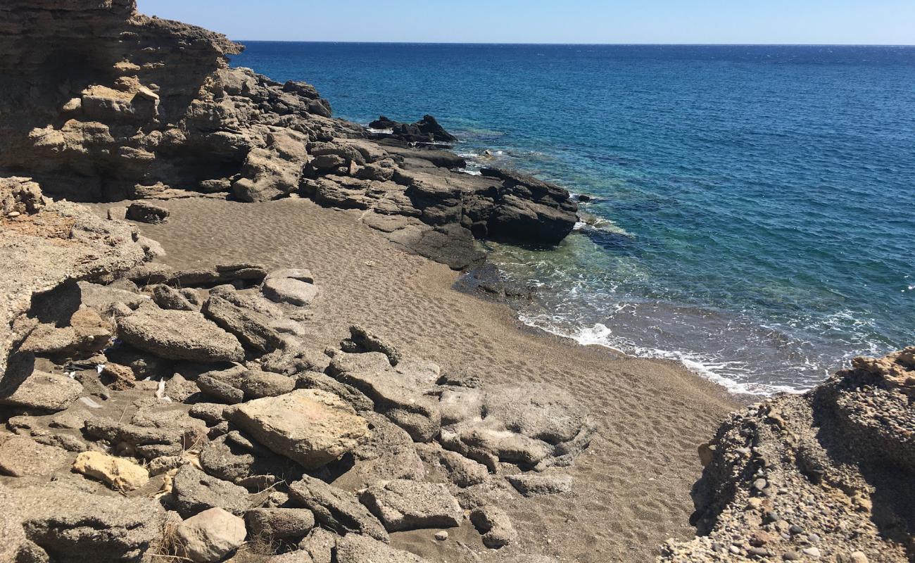 Psalidi beach'in fotoğrafı çakıl ile kum yüzey ile