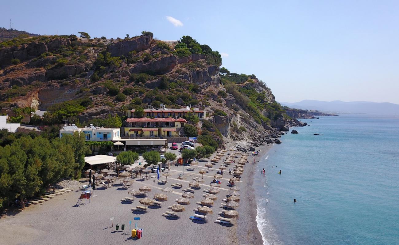 Agia Fotia beach'in fotoğrafı hafif ince çakıl taş yüzey ile