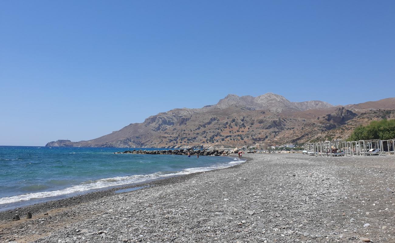 Tsoutsourou beach'in fotoğrafı gri kum ve çakıl yüzey ile