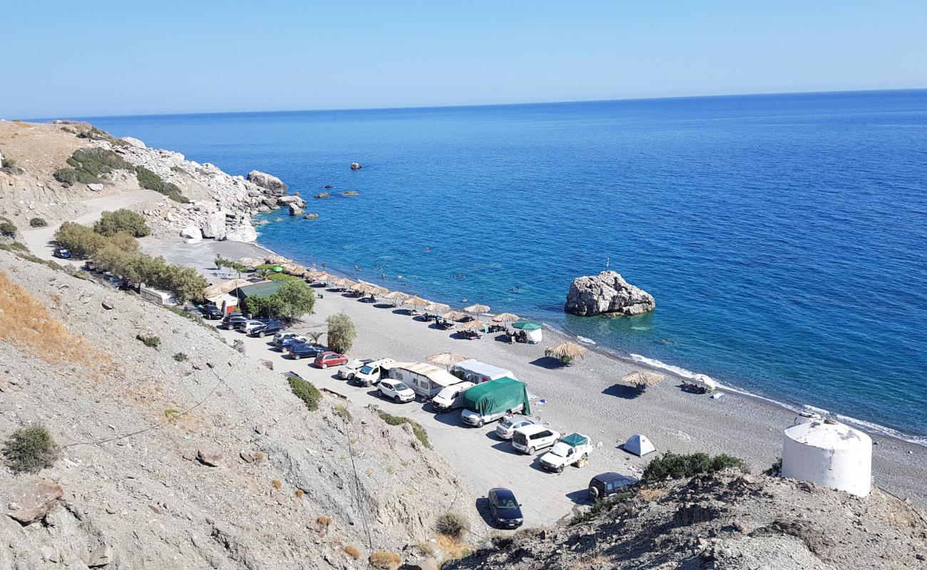 Psili Ammos beach'in fotoğrafı gri çakıl taşı yüzey ile