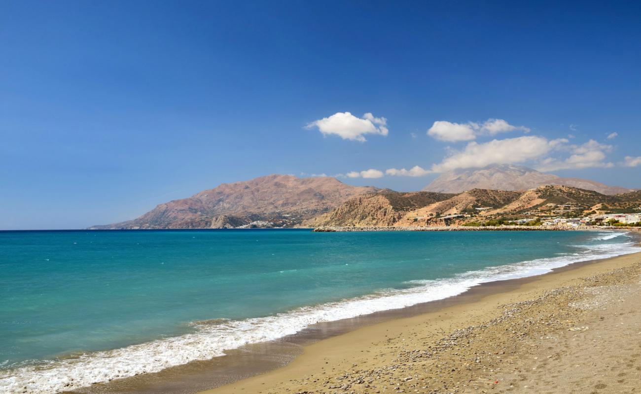 Red Tower beach'in fotoğrafı gri kum ve çakıl yüzey ile