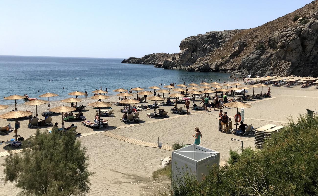 Souda beach'in fotoğrafı hafif ince çakıl taş yüzey ile