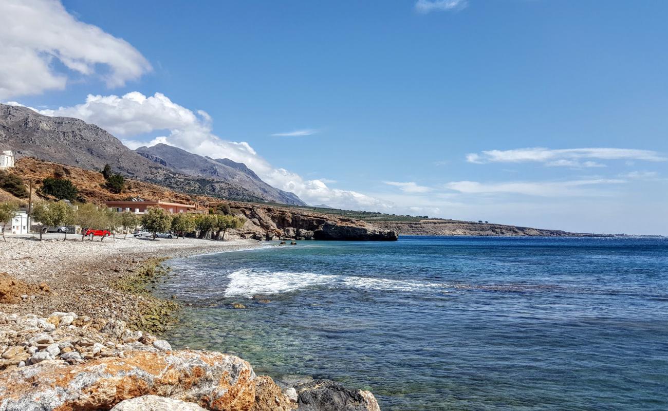Castello beach'in fotoğrafı gri çakıl taşı yüzey ile