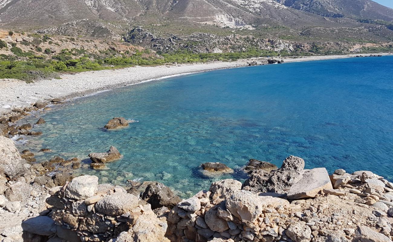 Spout beach'in fotoğrafı gri çakıl taşı yüzey ile