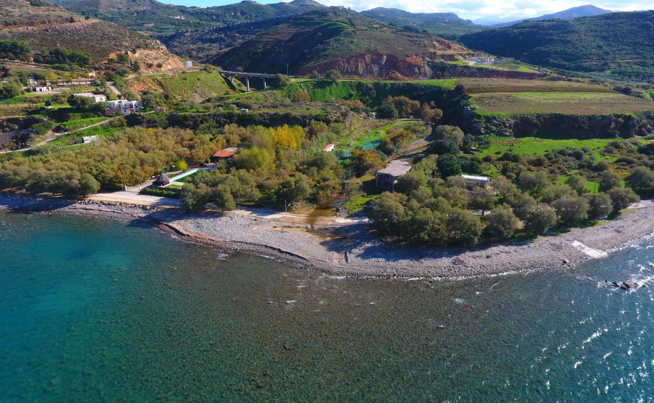 Nopigia Beach'in fotoğrafı taşlar yüzey ile