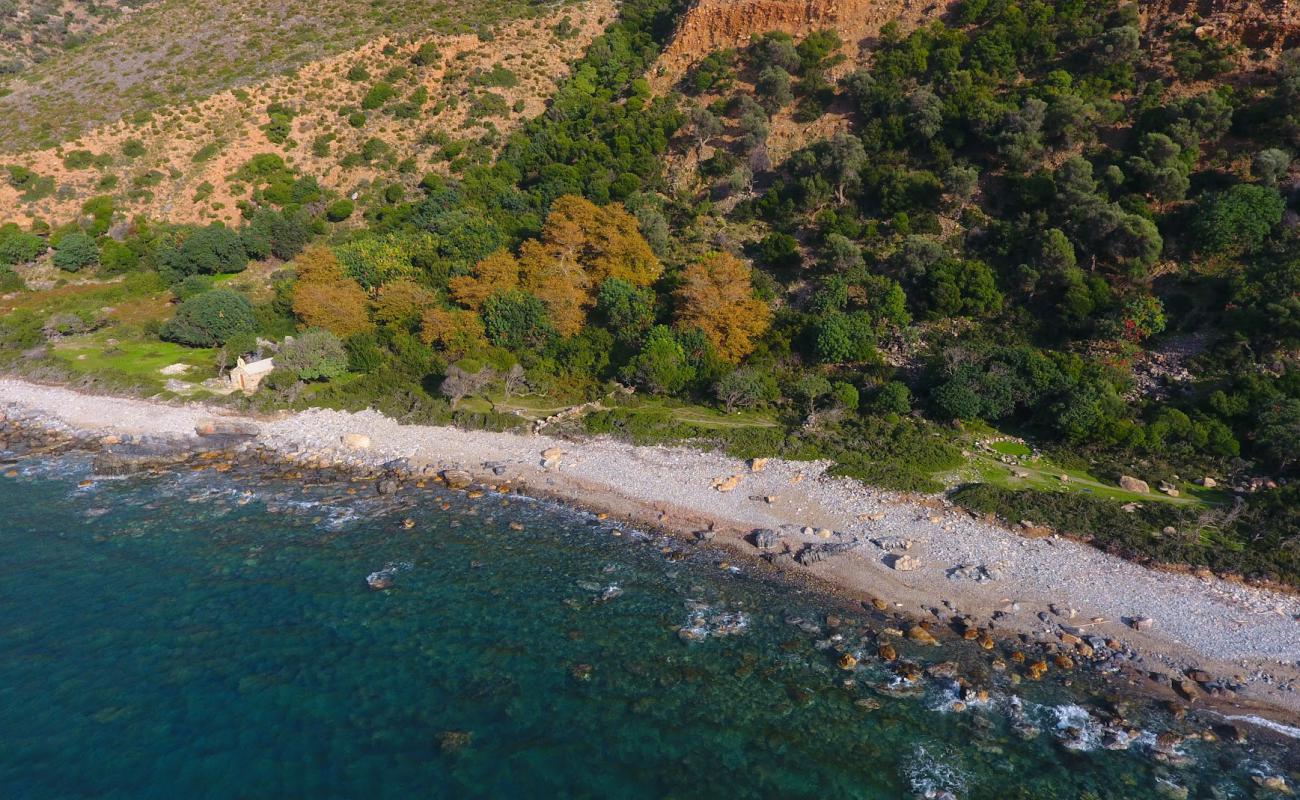 Agios Vasileios'in fotoğrafı taşlar yüzey ile