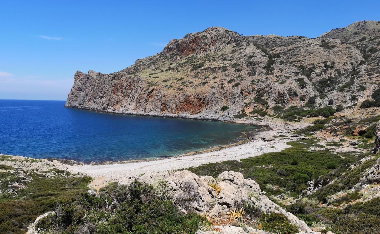 Agios Pavlos beach'in fotoğrafı hafif çakıl yüzey ile