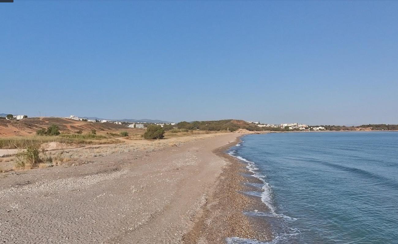 Kladissos beach'in fotoğrafı - rahatlamayı sevenler arasında popüler bir yer