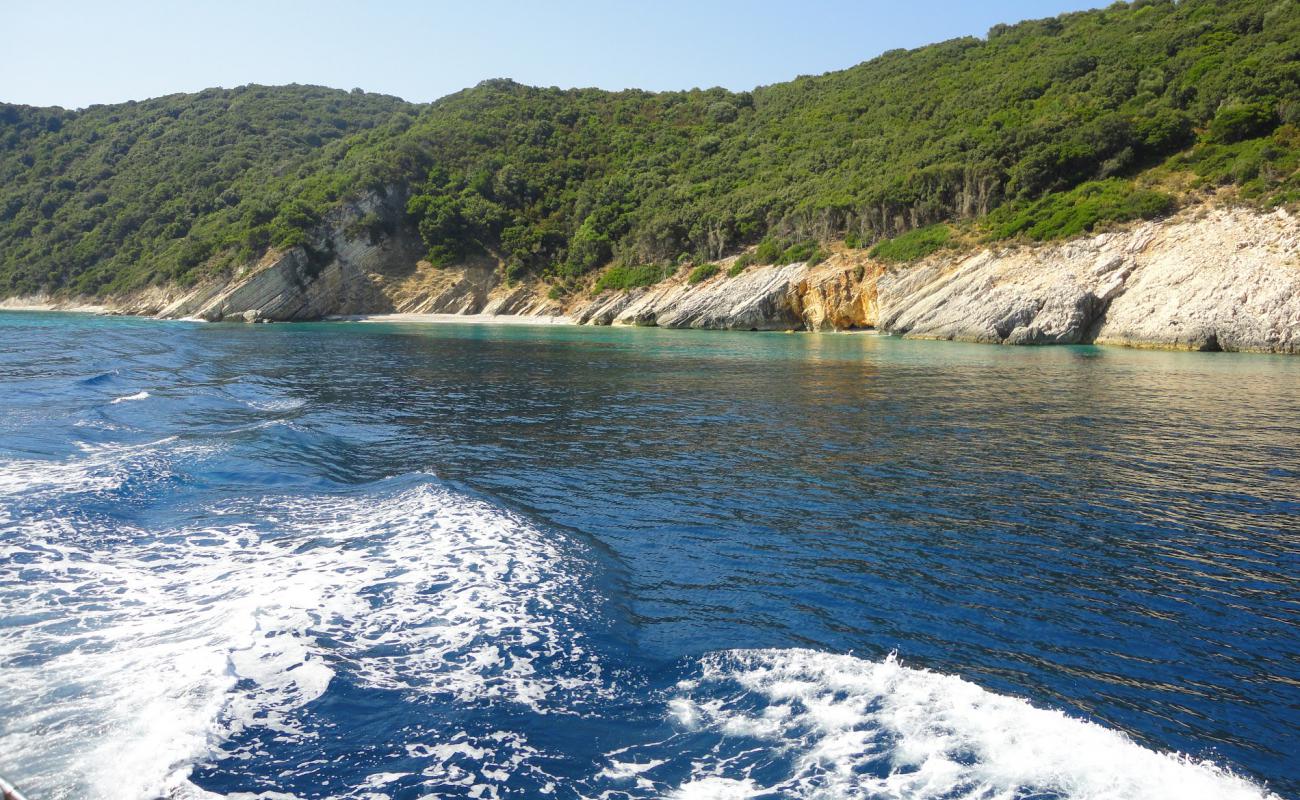 Gidaki beach II'in fotoğrafı hafif çakıl yüzey ile