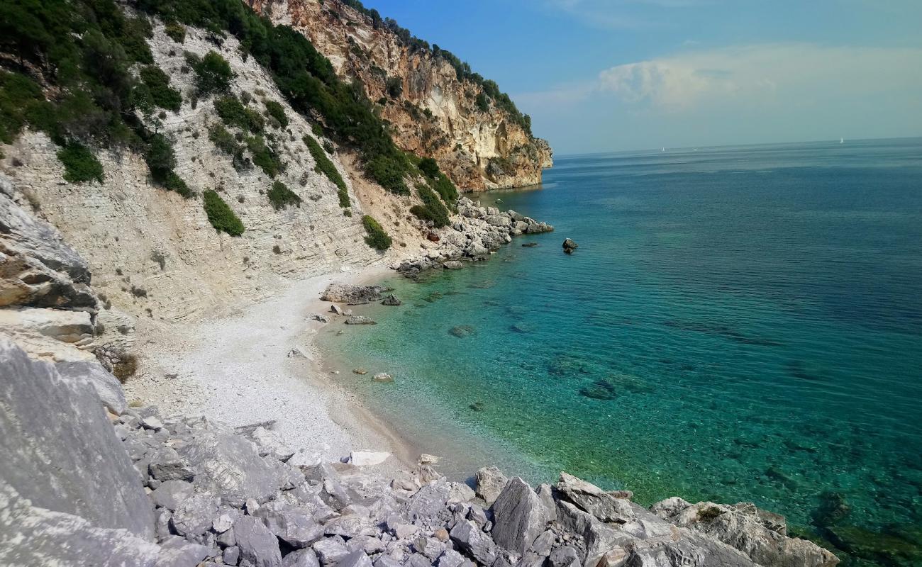 Hulla Beach'in fotoğrafı hafif çakıl yüzey ile