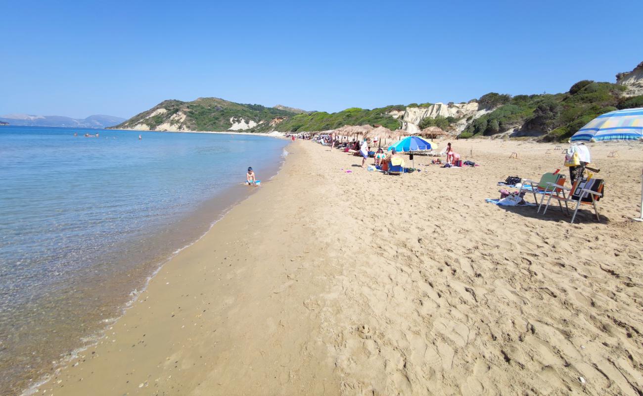 Gerakas Beach'in fotoğrafı parlak kum yüzey ile