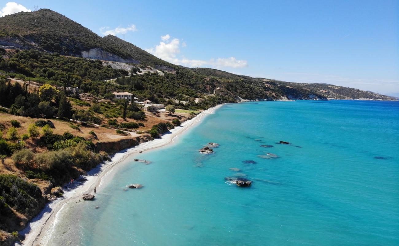 Laperda Beach'in fotoğrafı bej çakıl yüzey ile