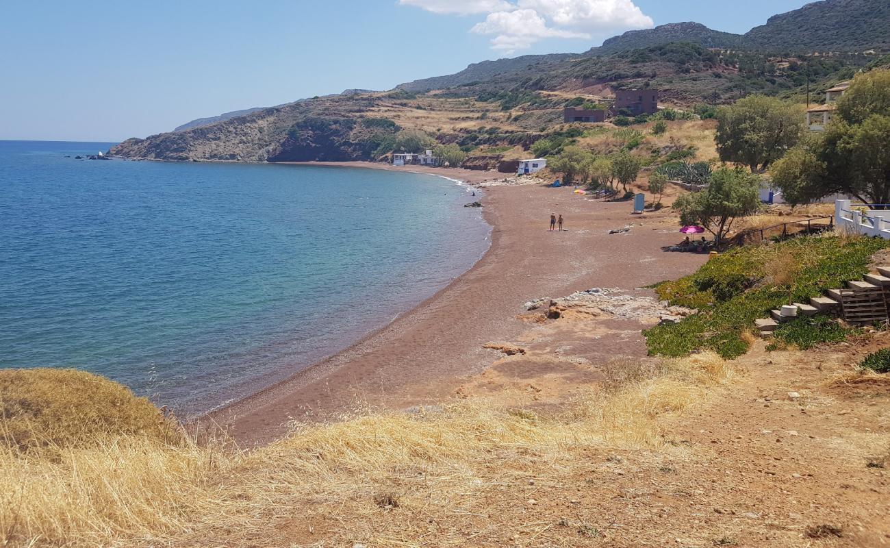 Paralia Firi Ammos'in fotoğrafı kahverengi çakıl yüzey ile