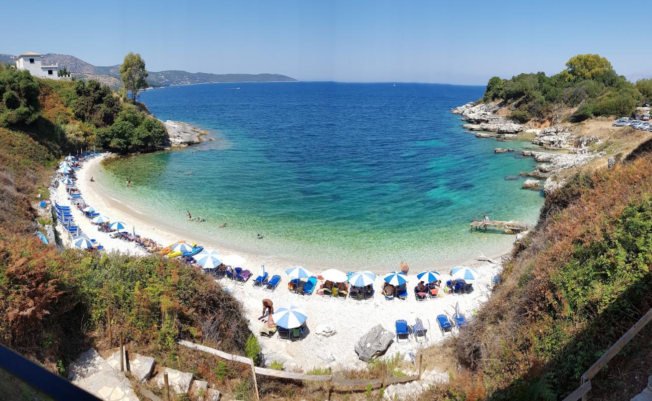 Pipitos Beach'in fotoğrafı hafif ince çakıl taş yüzey ile