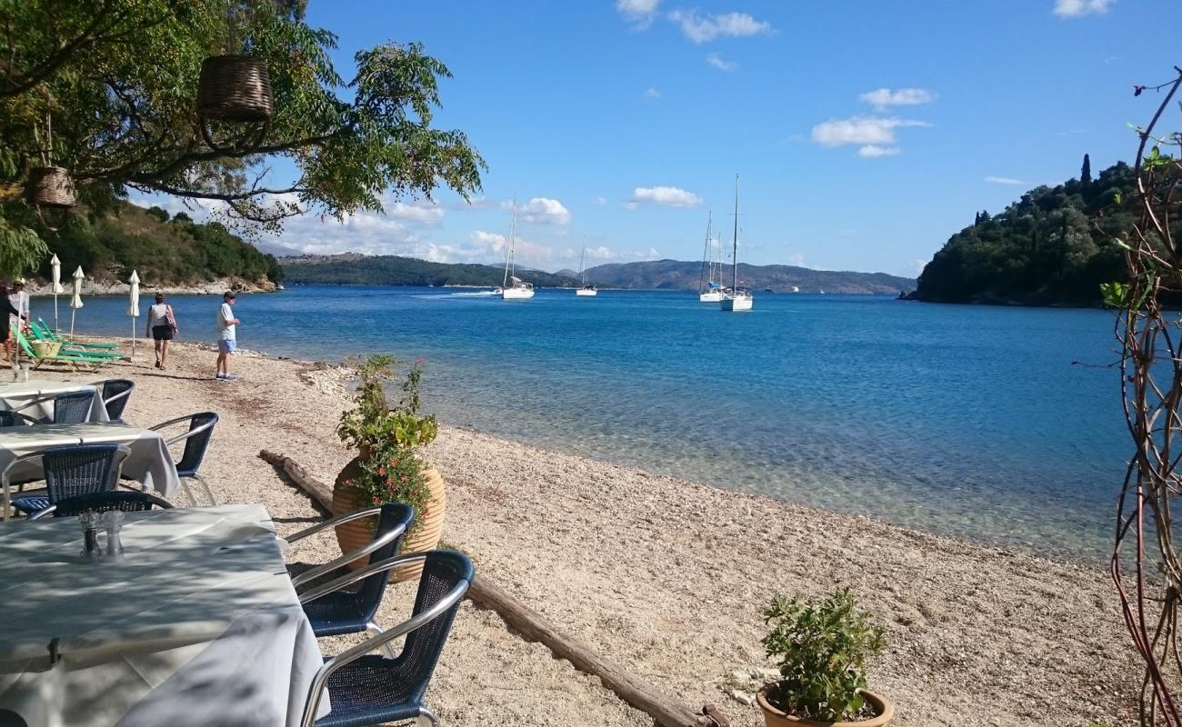 Aspalathra beach II'in fotoğrafı gri ince çakıl taş yüzey ile