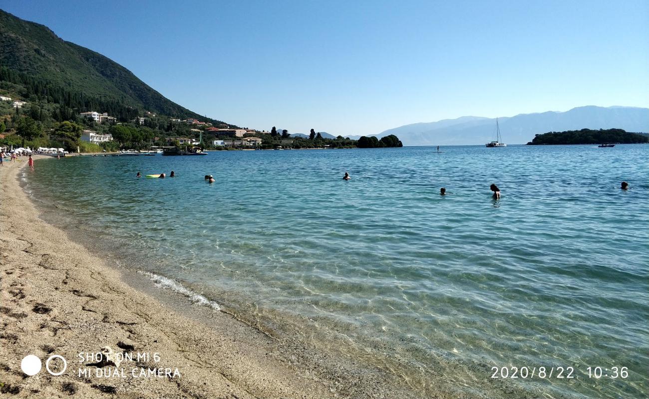 Perigiali Plajı II'in fotoğrafı küçük bej çakıl yüzey ile
