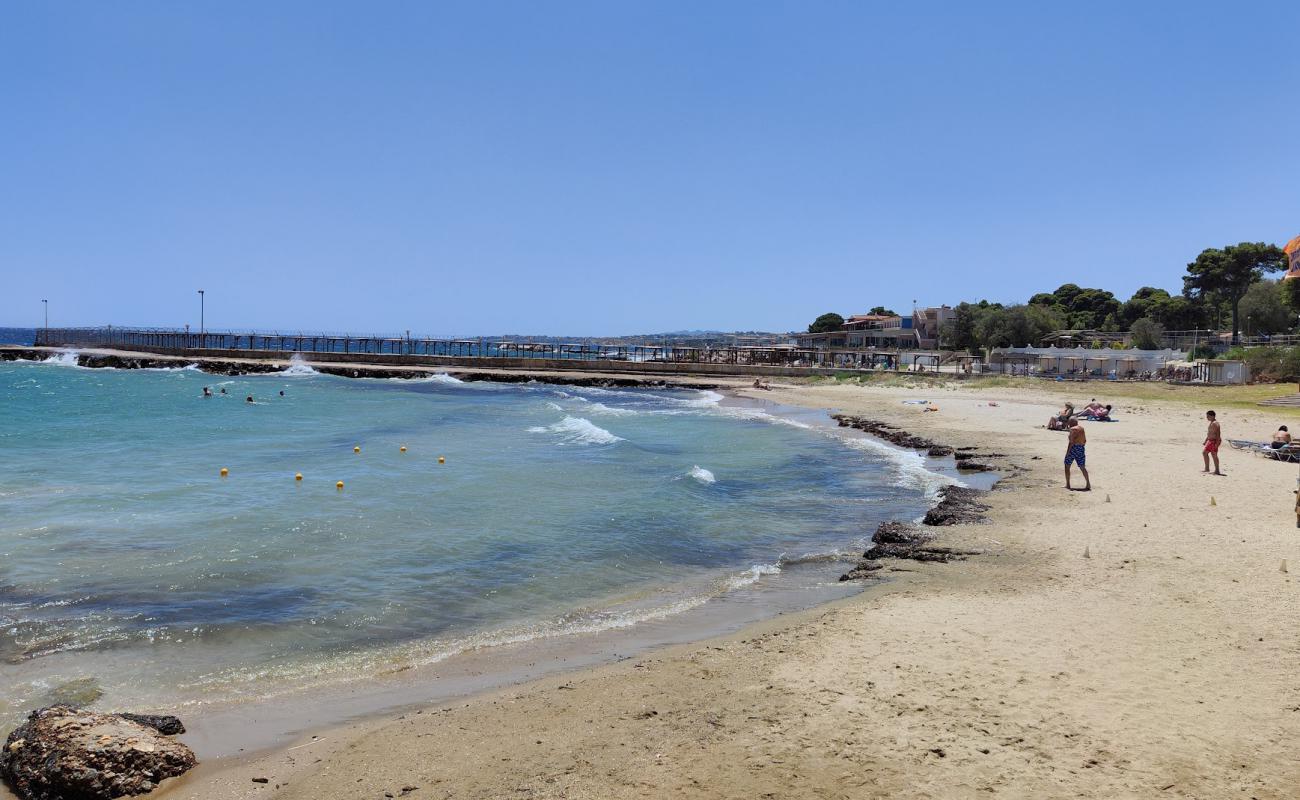 Agios Andreas Beach'in fotoğrafı açık bej kum yüzey ile