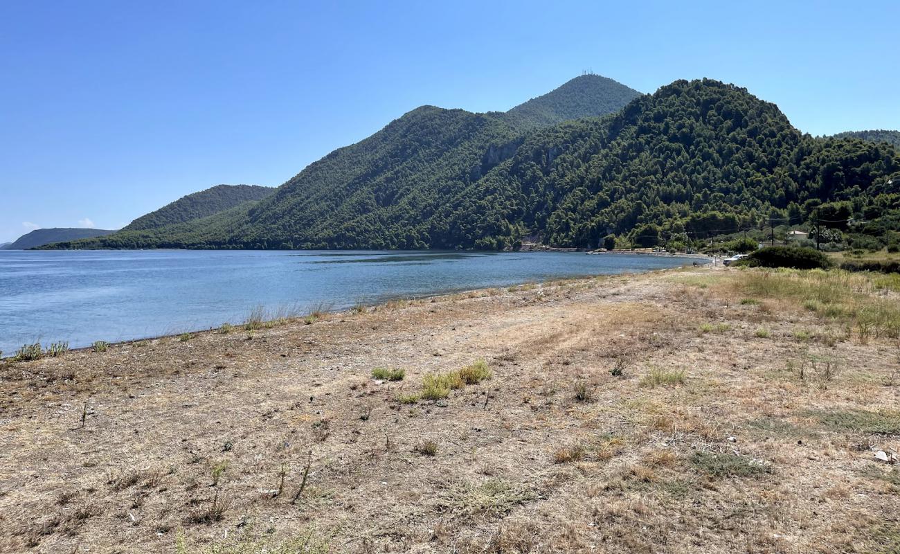 Faros Vasilina Beach'in fotoğrafı gri kum ve çakıllar yüzey ile