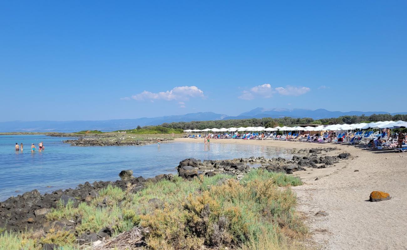 Lichadonissia Beach'in fotoğrafı açık bej kum yüzey ile