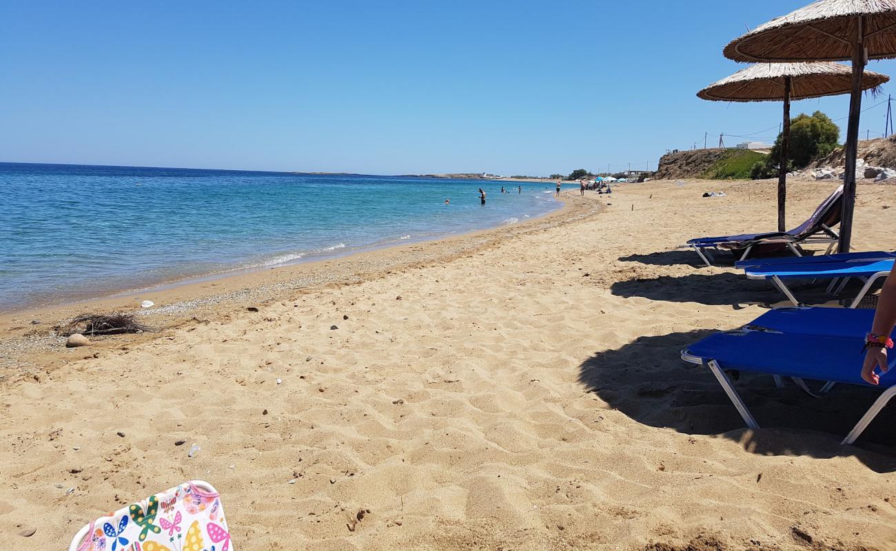 Gyrismata Beach'in fotoğrafı açık bej kum yüzey ile