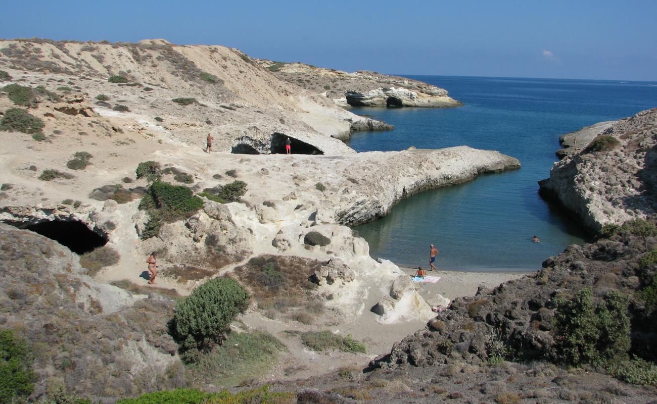 Kapros Beach'in fotoğrafı açık bej kum yüzey ile