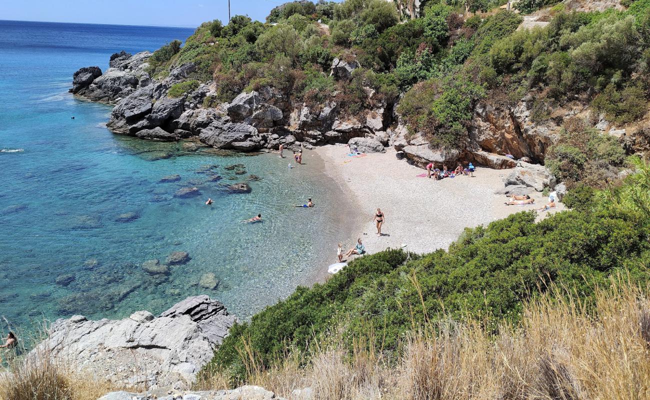 Foteinari Beach'in fotoğrafı gri çakıl taşı yüzey ile
