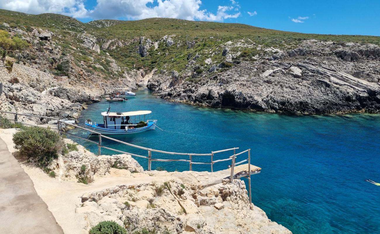 Porto Roxa Beach'in fotoğrafı kayalık arazi yüzey ile