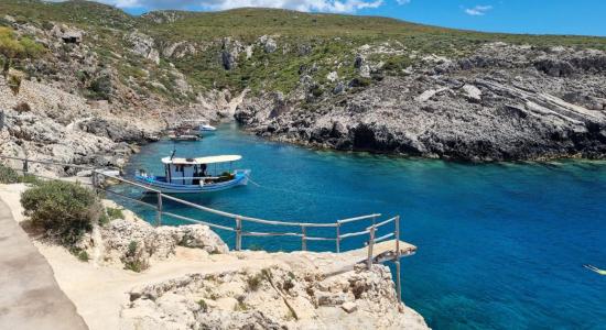 Porto Roxa Beach