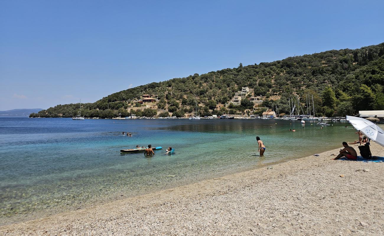 Spartochori Beach'in fotoğrafı küçük bej çakıl yüzey ile