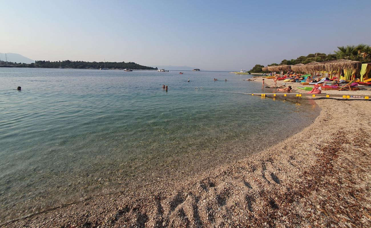 Fanari Beach'in fotoğrafı bej kum ve kayalar yüzey ile