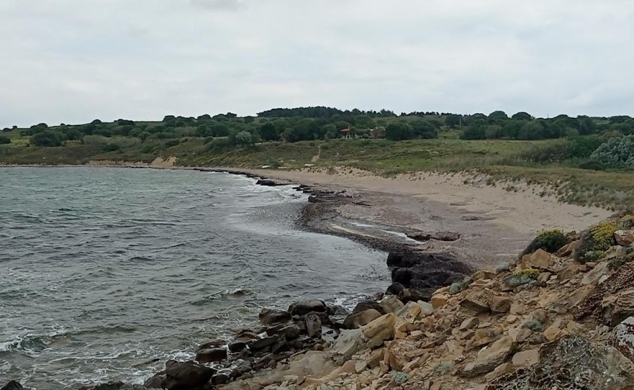Paralia Ammoudovouni'in fotoğrafı açık bej kum yüzey ile