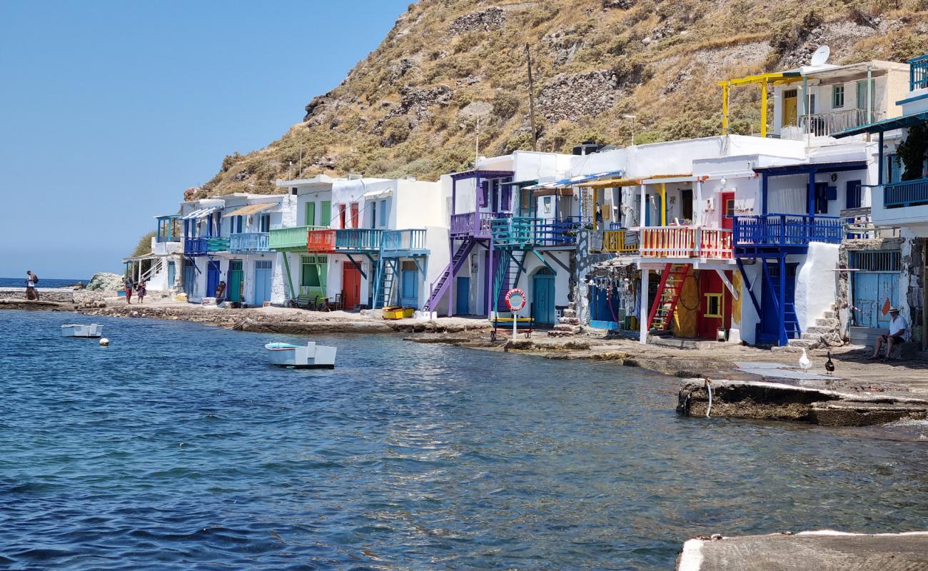 Klima Beach'in fotoğrafı kayalık arazi yüzey ile