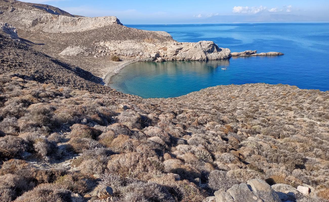 Glysoura Beach'in fotoğrafı kayalık arazi yüzey ile