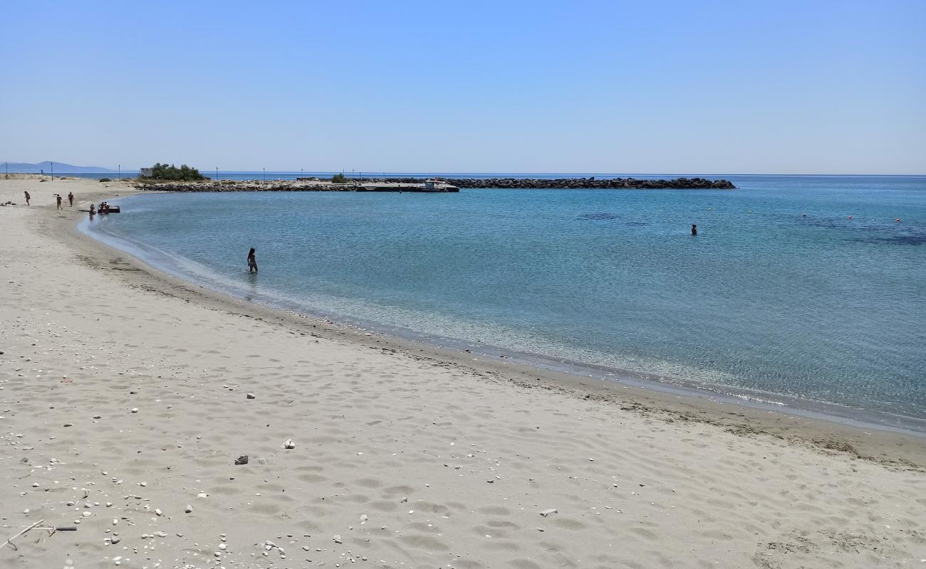 Ammos Beach'in fotoğrafı açık bej kum yüzey ile