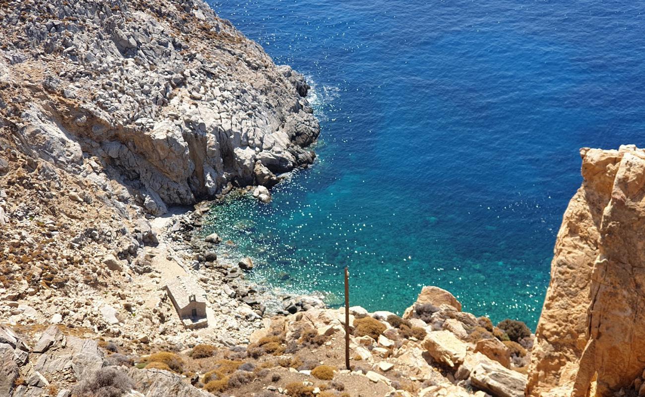 Saint Georgios Beach'in fotoğrafı kayalık arazi yüzey ile