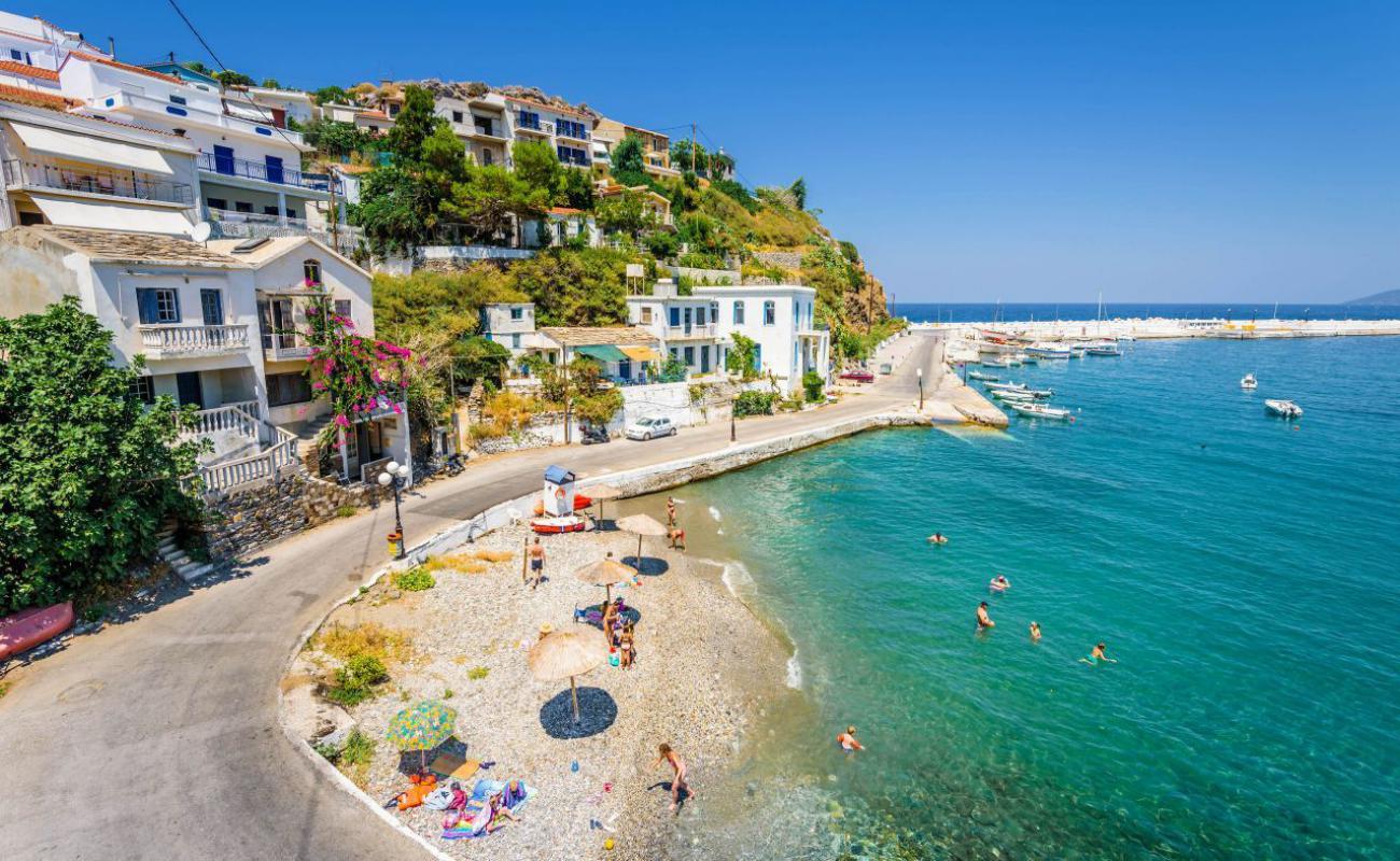 Evdilos Port'in fotoğrafı kayalık arazi yüzey ile