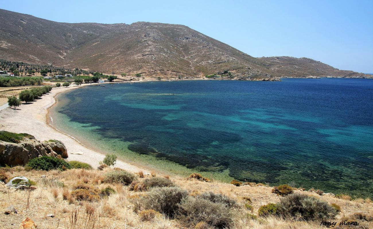 Paralia Diakofti'in fotoğrafı taşlı kum yüzey ile