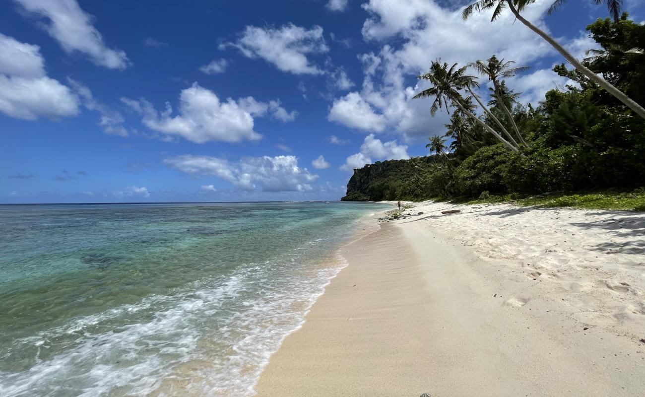 FaiFai Beach'in fotoğrafı parlak kum ve kayalar yüzey ile