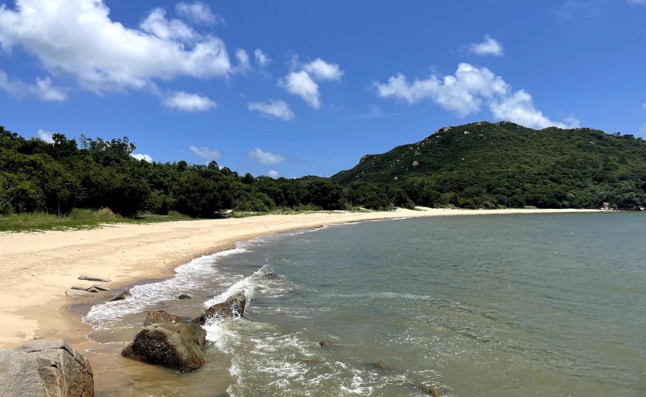 Fan Lau Sai Wan'in fotoğrafı parlak kum yüzey ile