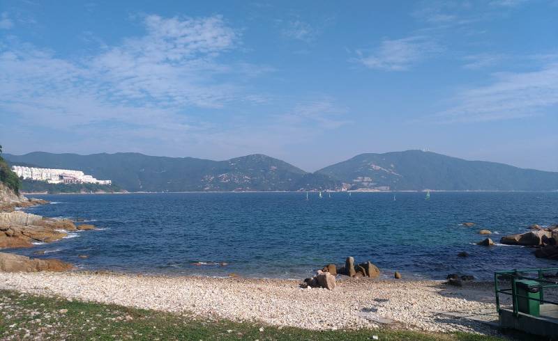 Hair Pin Beach'in fotoğrafı hafif çakıl yüzey ile