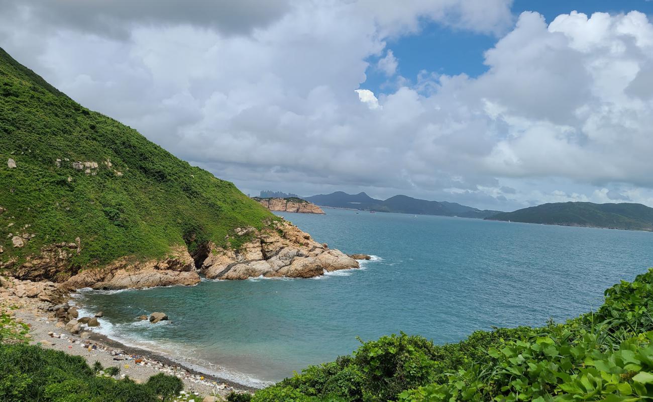 Hok Tsui Refuse Bay'in fotoğrafı kayalık arazi yüzey ile