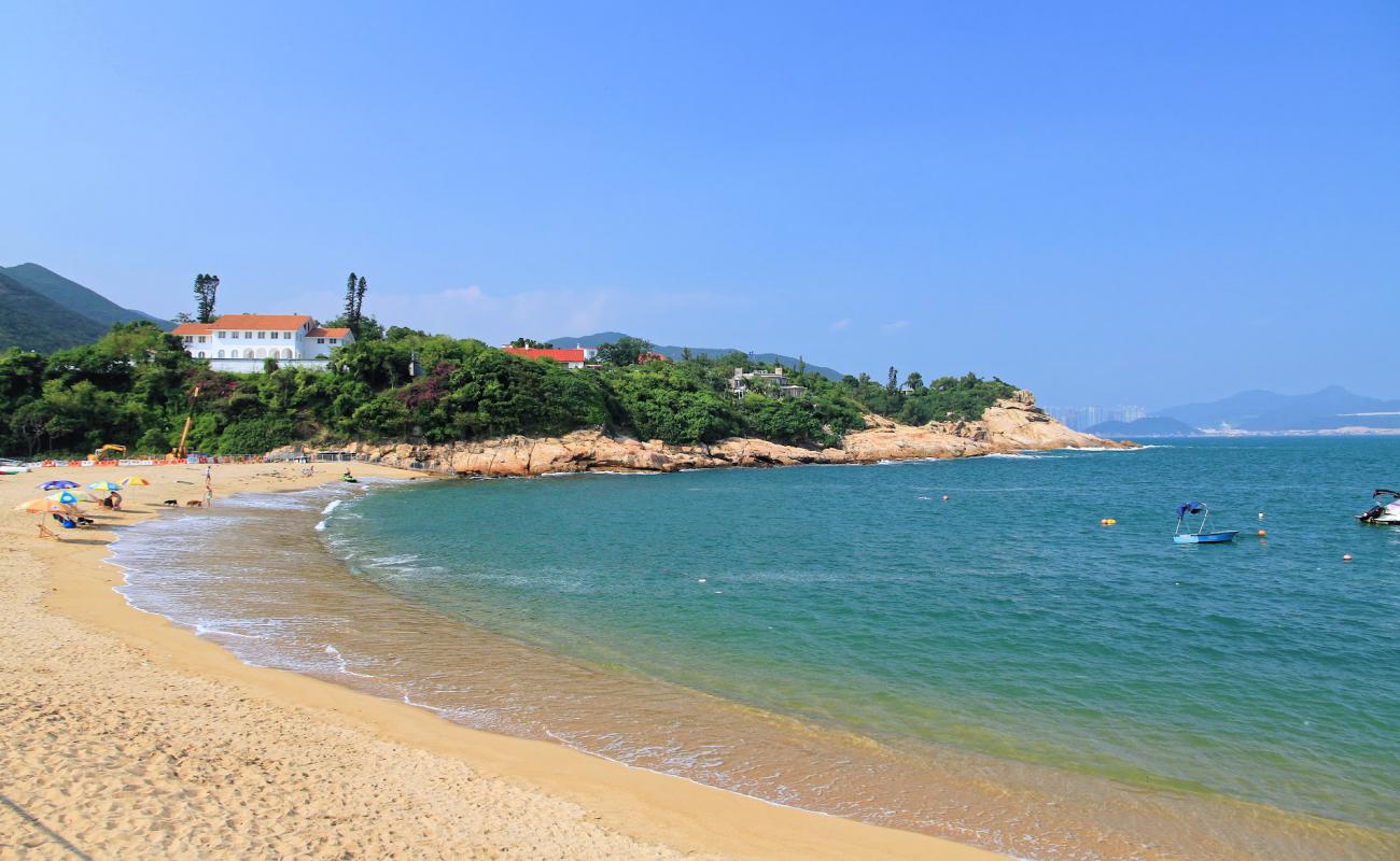 Shek O Beach II'in fotoğrafı açık bej kum yüzey ile