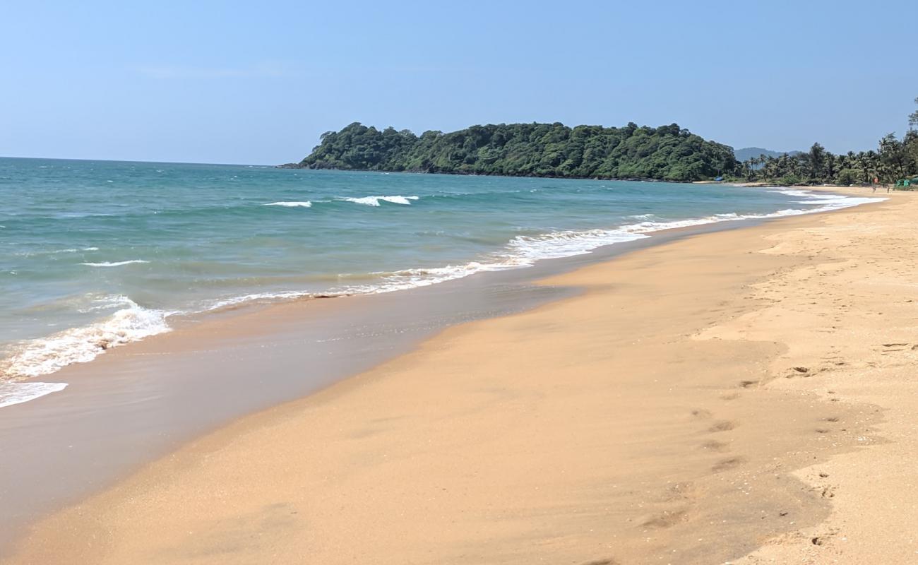 Talpona Beach'in fotoğrafı parlak kum yüzey ile