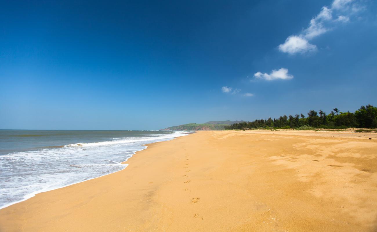 Gangekolla beach'in fotoğrafı açık bej kum yüzey ile