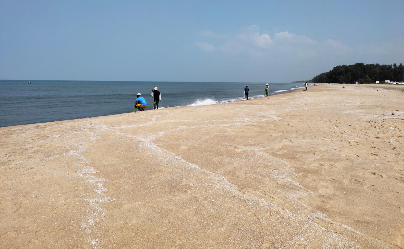 Munnakal Beach'in fotoğrafı parlak kum yüzey ile