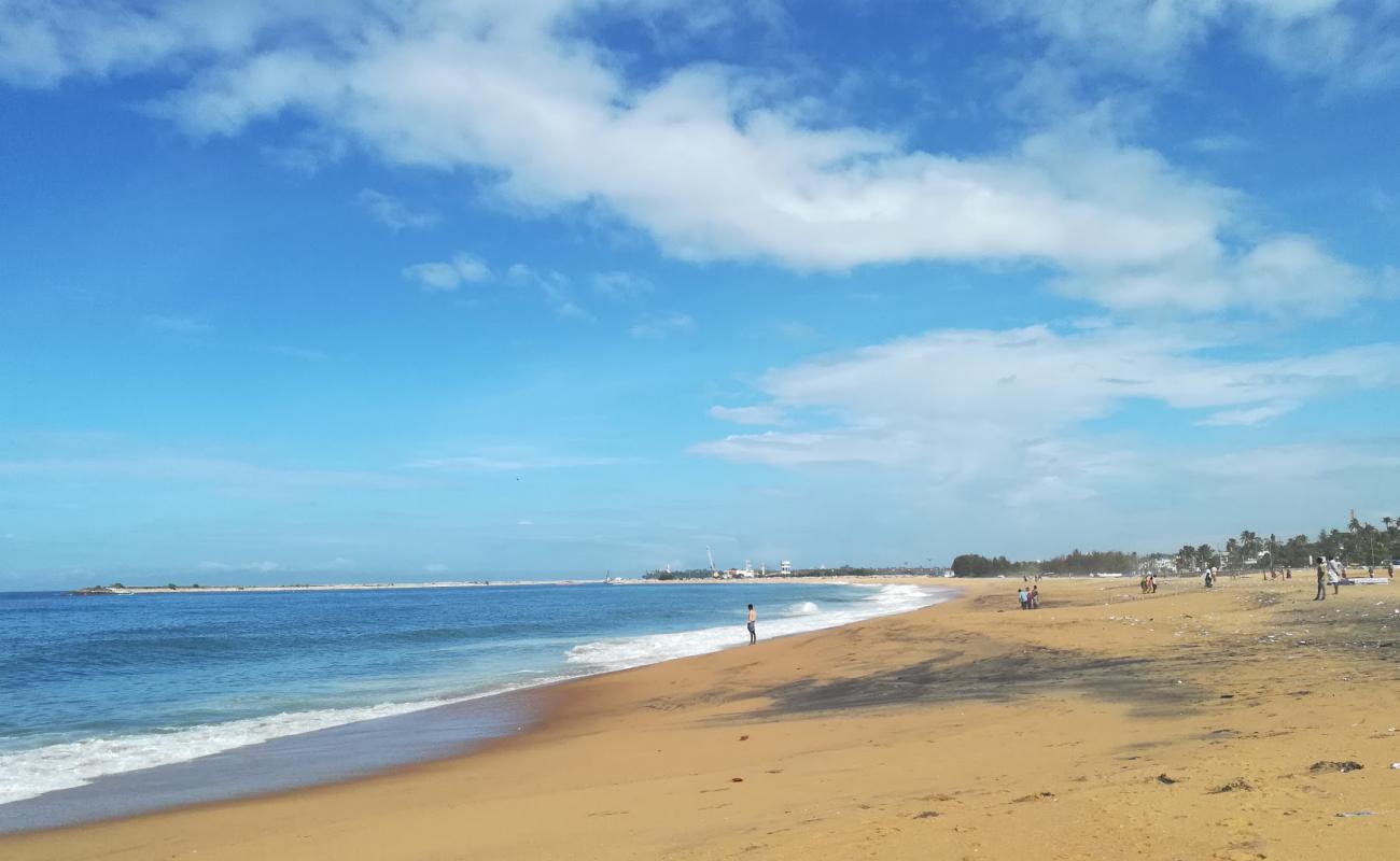 Kollam Beach'in fotoğrafı parlak kum yüzey ile