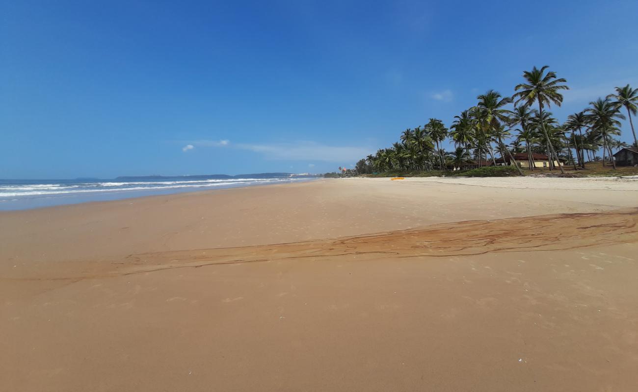 Arossim Beach'in fotoğrafı i̇nce bej kum yüzey ile