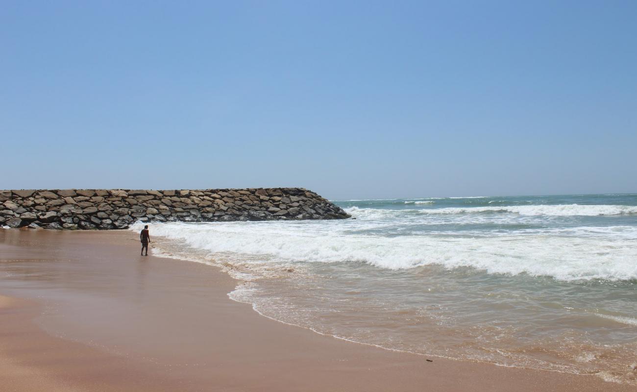 Nadar Uvari Beach'in fotoğrafı parlak kum yüzey ile