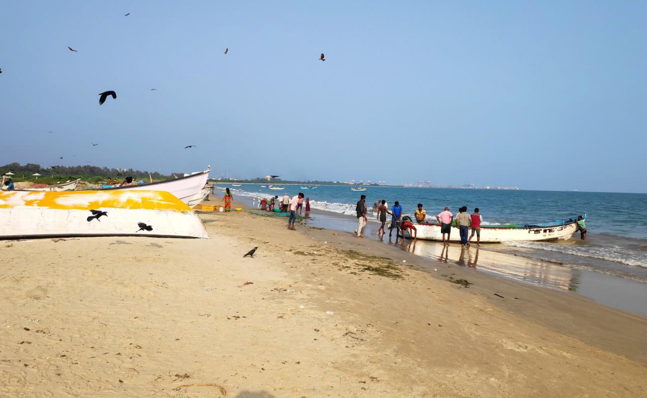 Thoothukudi Beach'in fotoğrafı açık bej kum yüzey ile